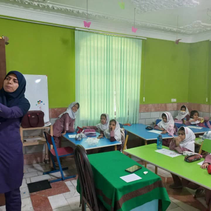 دبستان و پیش دبستان دخترانه ذهن خلاق